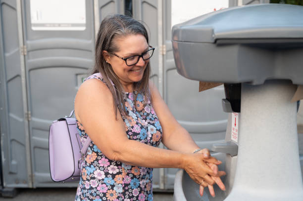 Portable bathroom rental in St Helens, OR
